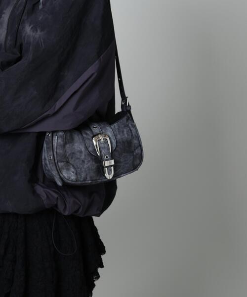 SIS(エスアイエス)の「【WEB限定】SIS/エスアイエス/バックルベルトハンドバッグ(トートバッグ・レディース・ブラック/グレー・F)」の16枚目の写真