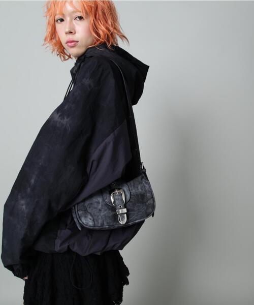 SIS(エスアイエス)の「【WEB限定】SIS/エスアイエス/バックルベルトハンドバッグ(トートバッグ・レディース・ブラック/グレー・F)」の17枚目の写真