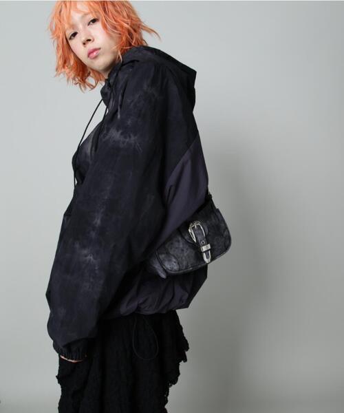 SIS(エスアイエス)の「【WEB限定】SIS/エスアイエス/バックルベルトハンドバッグ(トートバッグ・レディース・ブラック/グレー・F)」の18枚目の写真