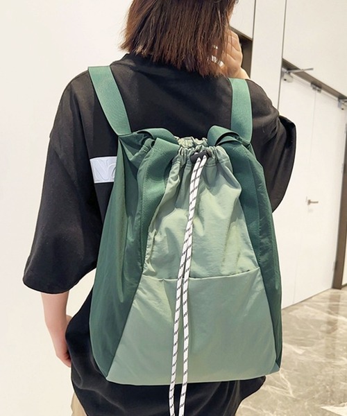 florist(フローリスト)の「【撥水加工・A4収納可】2WAY ドローコードナイロンリュック/トートバッグ(バックパック/リュック・レディース・グリーン/ブラック/オフホワイト/パープル/モスグリーン/ベージュ・FREE)」の18枚目の写真