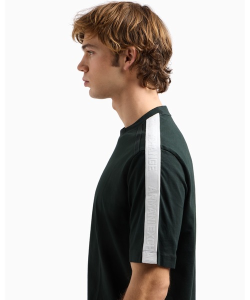 ARMANI EXCHANGE(アルマーニエクスチェンジ)の「【A|X アルマーニ エクスチェンジ】ロゴテープ 半袖クルーネックTシャツ/REGULAR+(Tシャツ/カットソー・メンズ・ブラック/ダークグリーン/ホワイト・LARGE/MEDIUM/SMALL/X-LARGE/X-SMALL/XX-LARGE)」の10枚目の写真