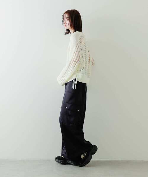 SENSE OF PLACE by URBAN RESEARCH（センスオブプレイスバイアーバンリサーチ）の「チュールヤーンメッシュセーター（ニット/セーター・レディース・ブルー/アイボリー/ブラック・ONE）」の9枚目の写真