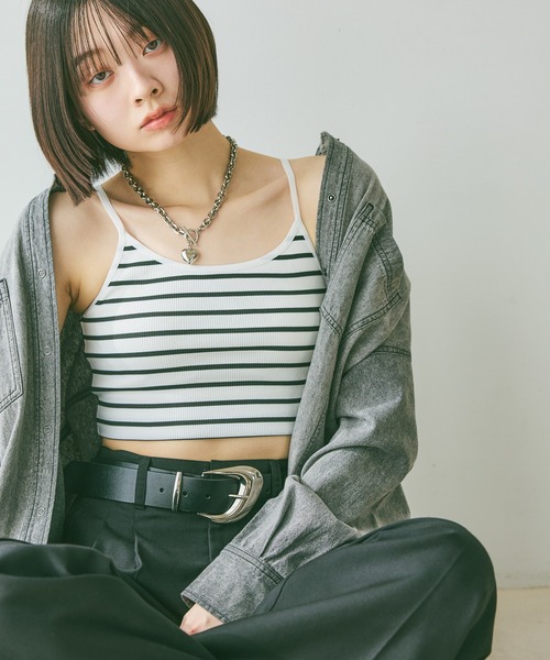 PAGEBOY（ページボーイ）の「【選べる着丈】カップツキFITキャミ（キャミソール・レディース・ブラック/オフホワイト/オレンジ/ブルー系その他/ピンク系その他/ローズ/オレンジ系その他3/ダークブルー/グリーン系その他5/レッド系その他4/ダークブラウン/マスタード/ホワイト系その他/モーブ系/グレー・SMALL/FREE）」の3枚目の写真