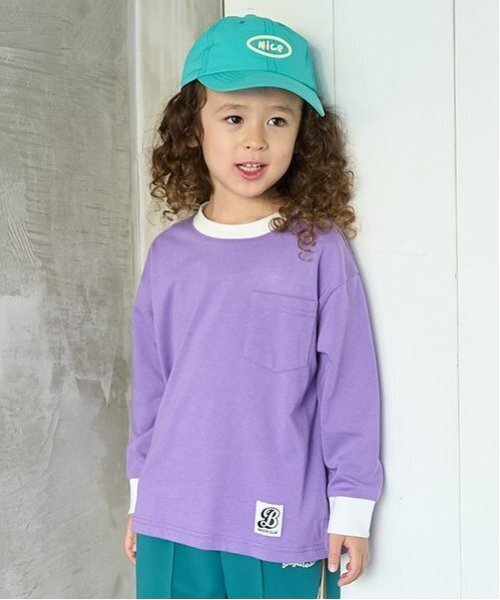 b・ROOM（ビールーム）の「【カイテキ天竺】バイカラーポケットTシャツ（Tシャツ/カットソー・キッズ・トップグレー/ライトベージュ/ダークグリーン/オフホワイト/パープル/ターコイズブルー・150cm/140cm/130cm/120cm/100cm/110cm）」の6枚目の写真