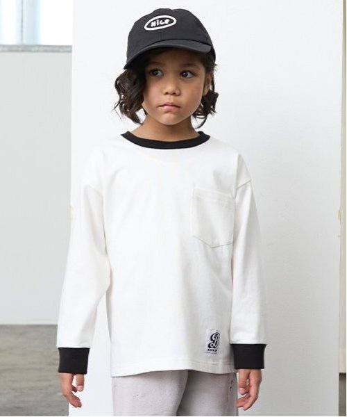 b・ROOM（ビールーム）の「【カイテキ天竺】バイカラーポケットTシャツ（Tシャツ/カットソー・キッズ・トップグレー/ライトベージュ/ダークグリーン/オフホワイト/パープル/ターコイズブルー・150cm/140cm/130cm/120cm/100cm/110cm）」の2枚目の写真