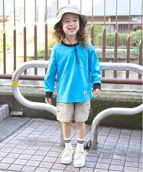 b・ROOM（ビールーム）の「【カイテキ天竺】バイカラーポケットTシャツ（Tシャツ/カットソー・キッズ・トップグレー/ライトベージュ/ダークグリーン/オフホワイト/パープル/ターコイズブルー・150cm/140cm/130cm/120cm/100cm/110cm）」の19枚目の写真