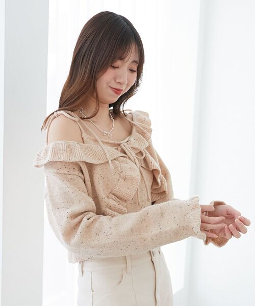 MAJESTIC LEGON（マジェスティックレゴン）の「ネップキャミセットフリルカーディガン（カーディガン/ボレロ・レディース・グレー/ピンクベージュ/アイボリー・MEDIUM）」の8枚目の写真
