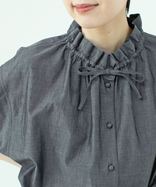 PAR ICI（パーリッシィ）の「グランジウォッシュ ギャザーフリルブラウス（シャツ/ブラウス・レディース・ホワイト/チャコールグレー/アイボリー/ブルー系その他・FREE）」の21枚目の写真