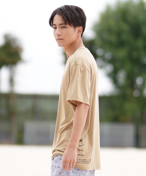 NIKE(ナイキ)の「NIKE/ナイキ コットンライクスニーカーボックスS/Sガード 半袖Tシャツ 水陸両用/ユーティリティー/水着 UVケアラッシュガード NESSF523(ラッシュガード・メンズ・ブラック/サックスブルー/ホワイト/ベージュ・S/M/L/XL/2XL)」の18枚目の写真