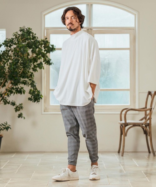 Magine(マージン)の「mlt5065- Honeycomb Mesh 3-4 Sleeve Turtleneck Big Pullover カットソー(Tシャツ/カットソー・メンズ・チャコール/ホワイト/ブラック・44/46/48)」の13枚目の写真
