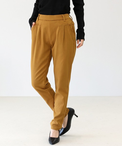 Aletta vita（アレッタビータ）の「裏起毛極伸びストレッチテーパードパンツ（その他パンツ・レディース・ブラック/ブラウン系その他/ベージュ系その他/キャメル・XS/S/M/L/MT）」の4枚目の写真