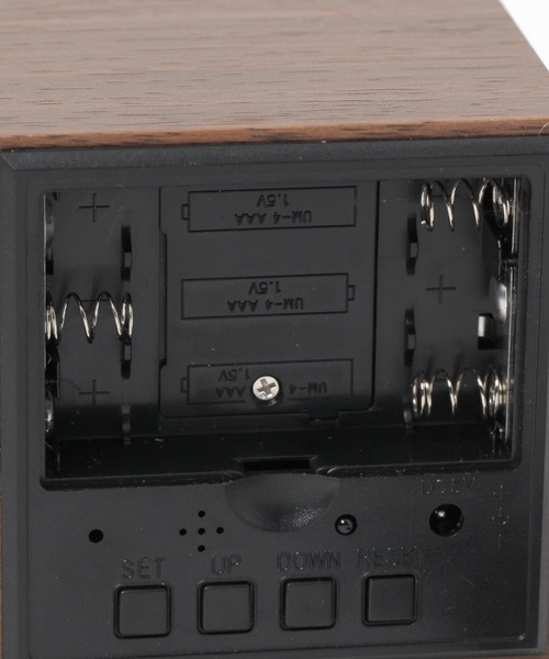 三ッ鉢 デジタルクロックWOOD[スクエア] / 289906（置時計）｜LAKOLE