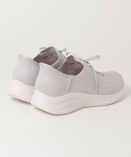 SKECHERS（スケッチャーズ）の「スケッチャーズ  ULTRA FLEX 3.0-ELEVATED MOTIO（スニーカー・レディース・ライトグレー・23.0cm/23.5cm/24.0cm/24.5cm/25.0cm）」の2枚目の写真