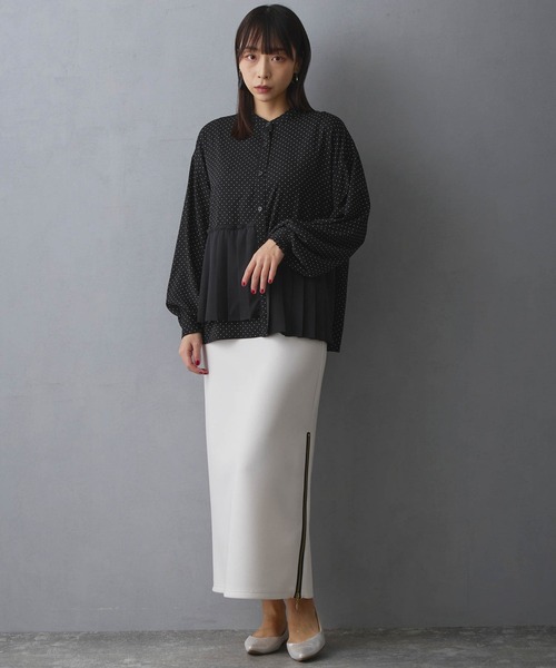 NICOLE white（ニコルホワイト）の「アシンメトリ―プリーツシャツ（シャツ/ブラウス・レディース・ブラック系/ブルー系/オフホワイト・FREE）」の9枚目の写真
