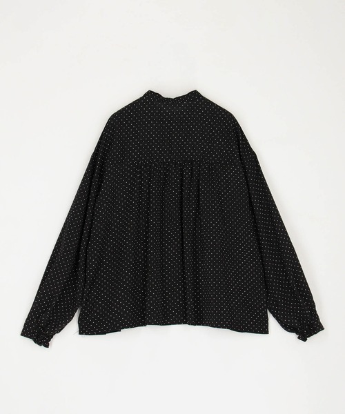 NICOLE white（ニコルホワイト）の「アシンメトリ―プリーツシャツ（シャツ/ブラウス・レディース・ブラック系/ブルー系/オフホワイト・FREE）」の13枚目の写真