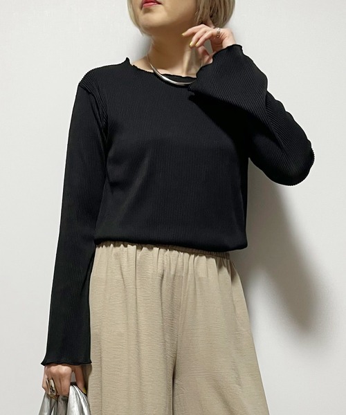 Fizz(フィズ)の「【Fizz/フィズ】 カットプリーツ フレアスリーブメロープルオーバー(Tシャツ/カットソー・レディース・グレイッシュベージュ/ブラック/アイボリー/グリーン・M)」の7枚目の写真