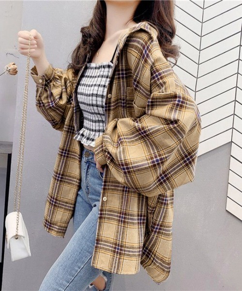 Miniministore(ミニミニストア)の「オーバーサイズ チェックシャツレディース(シャツ/ブラウス・レディース・ベージュ/レッド/グリーン/イエロー/ピンク・FREE)」の2枚目の写真