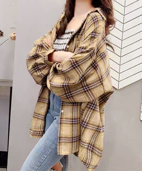Miniministore(ミニミニストア)の「オーバーサイズ チェックシャツレディース(シャツ/ブラウス・レディース・ベージュ/レッド/グリーン/イエロー/ピンク・FREE)」の11枚目の写真