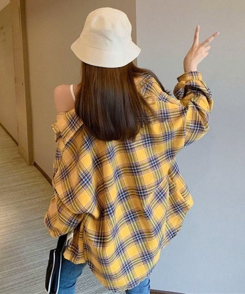 Miniministore(ミニミニストア)の「オーバーサイズ チェックシャツレディース(シャツ/ブラウス・レディース・ベージュ/レッド/グリーン/イエロー/ピンク・FREE)」の14枚目の写真