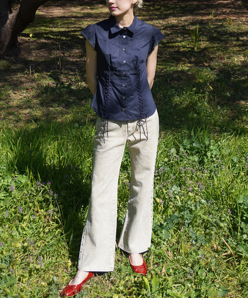 CIMARRON（シマロン）の「別注【Cimarron×Oriens】STUDS Denim：スタッズデニム（デニムパンツ・レディース・ベージュ/エメラルドブルー・26/25/24）」の2枚目の写真