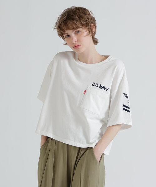 AVIREX(アヴィレックス)の「NAVAL POCKET SHORT T-SHIRT/ネイバルポケット ショートティーシャツ(Tシャツ/カットソー・レディース・ホワイト系2/オレンジ/ネイビー/ネイビー系1・F)」の20枚目の写真