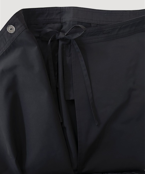 VIAVANDA（ヴィアヴァンダ）の「WRAP MAXI SKIRT（スカート・レディース・グレー/ブラック・FREE）」の11枚目の写真