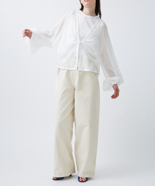 M TO R(ムウトアール)の「BALOON N/C SHIRTS BOLERO(シャツ/ブラウス・レディース・ホワイト/ブラック・38/40)」の9枚目の写真