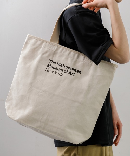 NEW ERA（ニューエラ）の「【MEN , WOMEN】NEW ERA キャンバス トートバッグ 14L The Met（トートバッグ・レディース・アイボリー・FREE）」の3枚目の写真