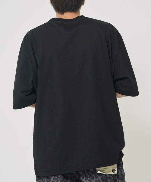 CORISCO(コリスコ)の「アニマルROCK柄Tシャツ(M1)(Tシャツ/カットソー・メンズ・ブラック系1/ホワイト系1/ホワイト系2/ブラック系2・MEDIUM/LARGE/X-LARGE)」の16枚目の写真