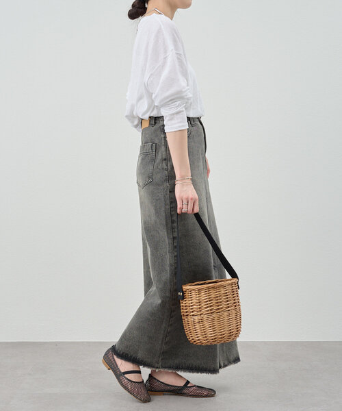 SHENERY（シーナリー）の「《大人のカジュアルコーデ》デニムロングスカート（スカート・レディース・ブラック/ブルー・36/38）」の7枚目の写真