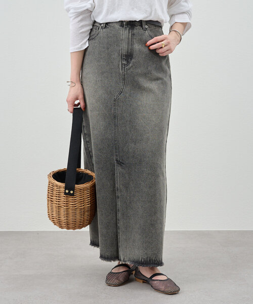 SHENERY（シーナリー）の「《大人のカジュアルコーデ》デニムロングスカート（スカート・レディース・ブラック/ブルー・36/38）」の13枚目の写真