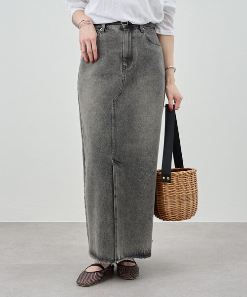 SHENERY（シーナリー）の「《大人のカジュアルコーデ》デニムロングスカート（スカート・レディース・ブラック/ブルー・36/38）」の15枚目の写真