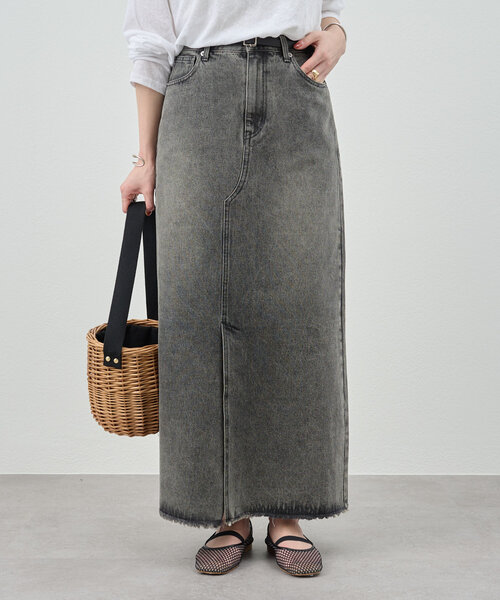 SHENERY（シーナリー）の「《大人のカジュアルコーデ》デニムロングスカート（スカート・レディース・ブラック/ブルー・36/38）」の16枚目の写真