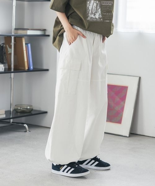 PBLIM（ページボーイリム）の「《UNISEX》ピグメントカーゴパンツ（カーゴパンツ・レディース・オフホワイト/ブラック/ブラウン・MEDIUM/LARGE）」の9枚目の写真