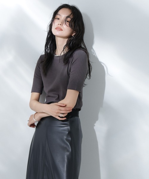 NANO universe(ナノユニバース)の「Anti Soaked(R) 汗染み防止クルーネックリブTシャツ(Tシャツ/カットソー・レディース・ブラック/カーキ/アイボリー/チャコール・S/M/L)」の19枚目の写真