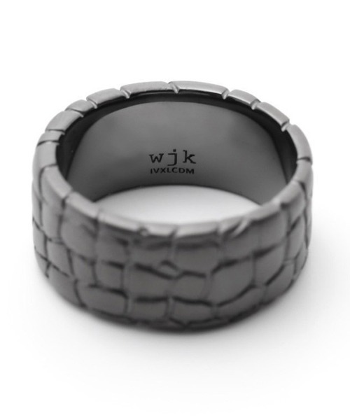 wjk（ダヴルジェイケイ）の「ab1769-IVXLCDM×wjk croco pattern middle ring リング 指輪（リング・メンズ・ブラック系その他・21号/19号/17号）」の5枚目の写真