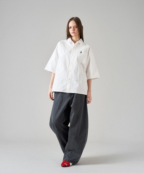 ONCILY(オンシェリー)の「POCKET LOGO ASSORT SHIRT / ポケットロゴアソートシャツ(シャツ/ブラウス・メンズ・ブラック/オフホワイト/ブルー/ネイビー/イエロー/ピンク・SMALL/MEDIUM/LARGE)」の11枚目の写真
