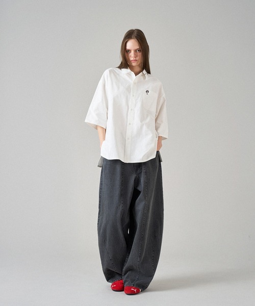ONCILY(オンシェリー)の「POCKET LOGO ASSORT SHIRT / ポケットロゴアソートシャツ(シャツ/ブラウス・メンズ・ブラック/オフホワイト/ブルー/ネイビー/イエロー/ピンク・SMALL/MEDIUM/LARGE)」の12枚目の写真
