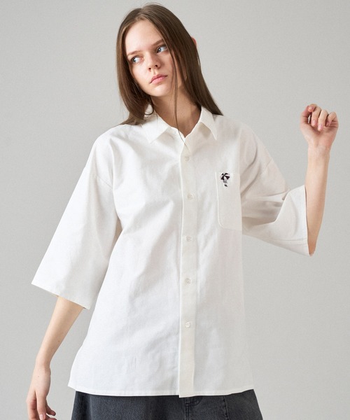 ONCILY(オンシェリー)の「POCKET LOGO ASSORT SHIRT / ポケットロゴアソートシャツ(シャツ/ブラウス・メンズ・ブラック/オフホワイト/ブルー/ネイビー/イエロー/ピンク・SMALL/MEDIUM/LARGE)」の7枚目の写真
