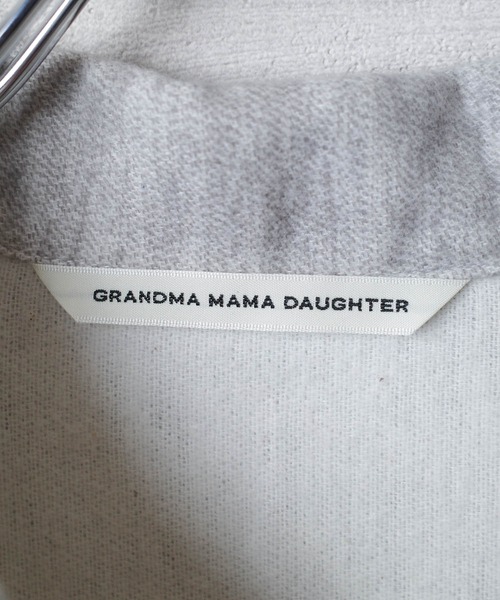 GRANDMA MAMA DAUGHTER（グランマママドーター）の「【KATO' / GRANDMA MAMA DAUGHTER】222 ワタモウフ ラウンドカラーシャツ（シャツ/ブラウス・レディース・グレー・1/0）」の4枚目の写真