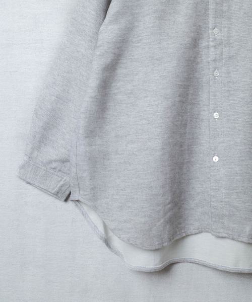 GRANDMA MAMA DAUGHTER（グランマママドーター）の「【KATO' / GRANDMA MAMA DAUGHTER】222 ワタモウフ ラウンドカラーシャツ（シャツ/ブラウス・レディース・グレー・1/0）」の5枚目の写真