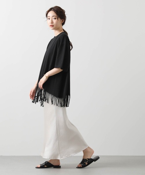 Boutique Ordinary(ブティークオーディナリー)の「フリンジヘムバックロゴ5分袖カットソー(Tシャツ/カットソー・レディース・ホワイト/ブラック・FREE)」の14枚目の写真