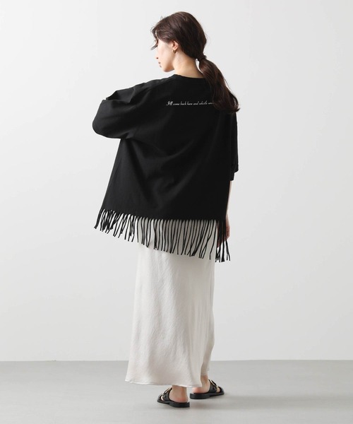 Boutique Ordinary(ブティークオーディナリー)の「フリンジヘムバックロゴ5分袖カットソー(Tシャツ/カットソー・レディース・ホワイト/ブラック・FREE)」の15枚目の写真
