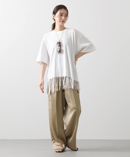 Boutique Ordinary(ブティークオーディナリー)の「フリンジヘムバックロゴ5分袖カットソー(Tシャツ/カットソー・レディース・ホワイト/ブラック・FREE)」の5枚目の写真