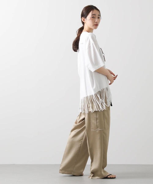Boutique Ordinary(ブティークオーディナリー)の「フリンジヘムバックロゴ5分袖カットソー(Tシャツ/カットソー・レディース・ホワイト/ブラック・FREE)」の6枚目の写真