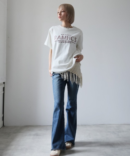 Girly Doll(ガーリードール)の「刺繍フロントロゴデザインTシャツ(Tシャツ/カットソー・レディース・グレー/ブラック/ホワイト・F)」の5枚目の写真