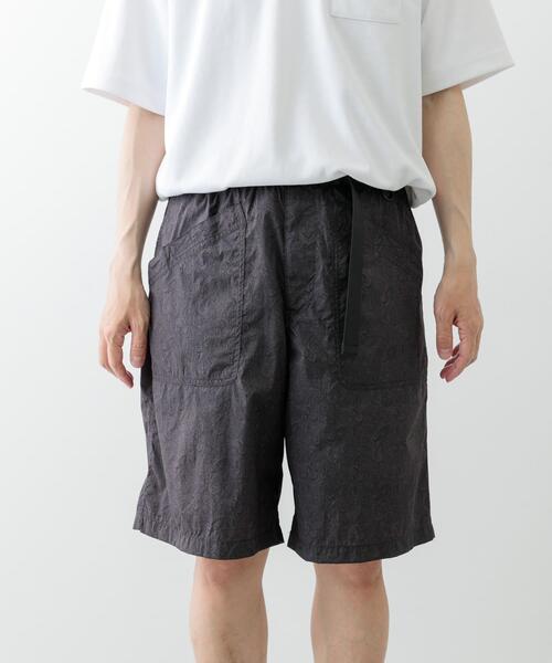 ITEMS URBANRESEARCH(アイテムズ アーバンリサーチ)の「『セットアップ対応』Nylon Paisley Shorts(その他パンツ・メンズ・カーキ/ブラック/ブラウン・MEDIUM/LARGE)」の21枚目の写真