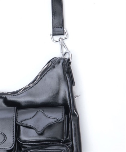 マルチポケットショルダー（ショルダーバッグ）｜axes femme