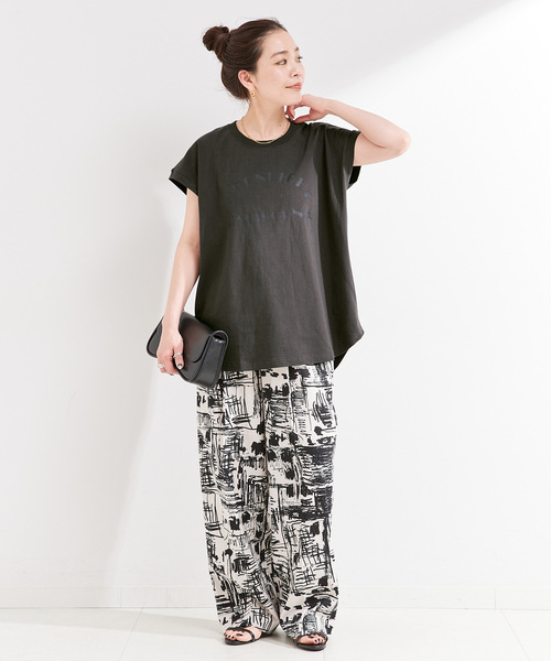 B.C STOCK(ベーセーストック)の「手洗い可 / アソートフレンチスリーブロゴTEE(Tシャツ/カットソー・レディース・チャコールグレー/ホワイト/ブラウン・FREE)」の11枚目の写真
