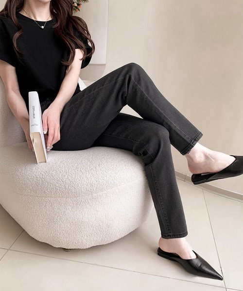 LOWO（ロワ）の「綿混ストレートスキニーデニムパンツ（デニムパンツ・レディース・ブルー/グレー/ブラック・26inch/27inch/28inch/29inch）」の7枚目の写真
